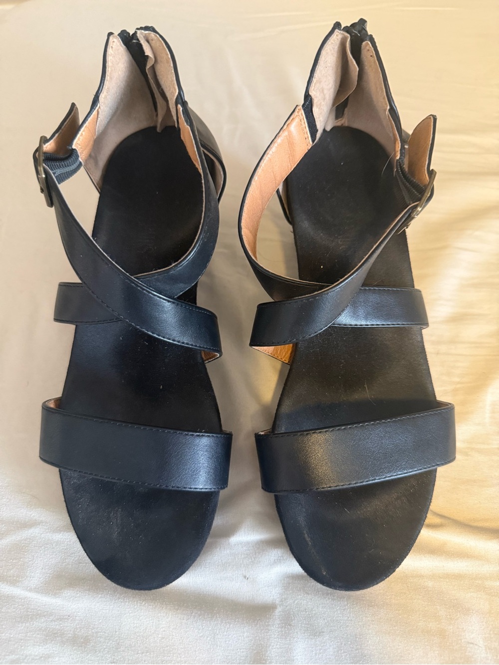 Dream Pair Shoes, Women’s Size 8.5 Black open toe Platform wedge sandals